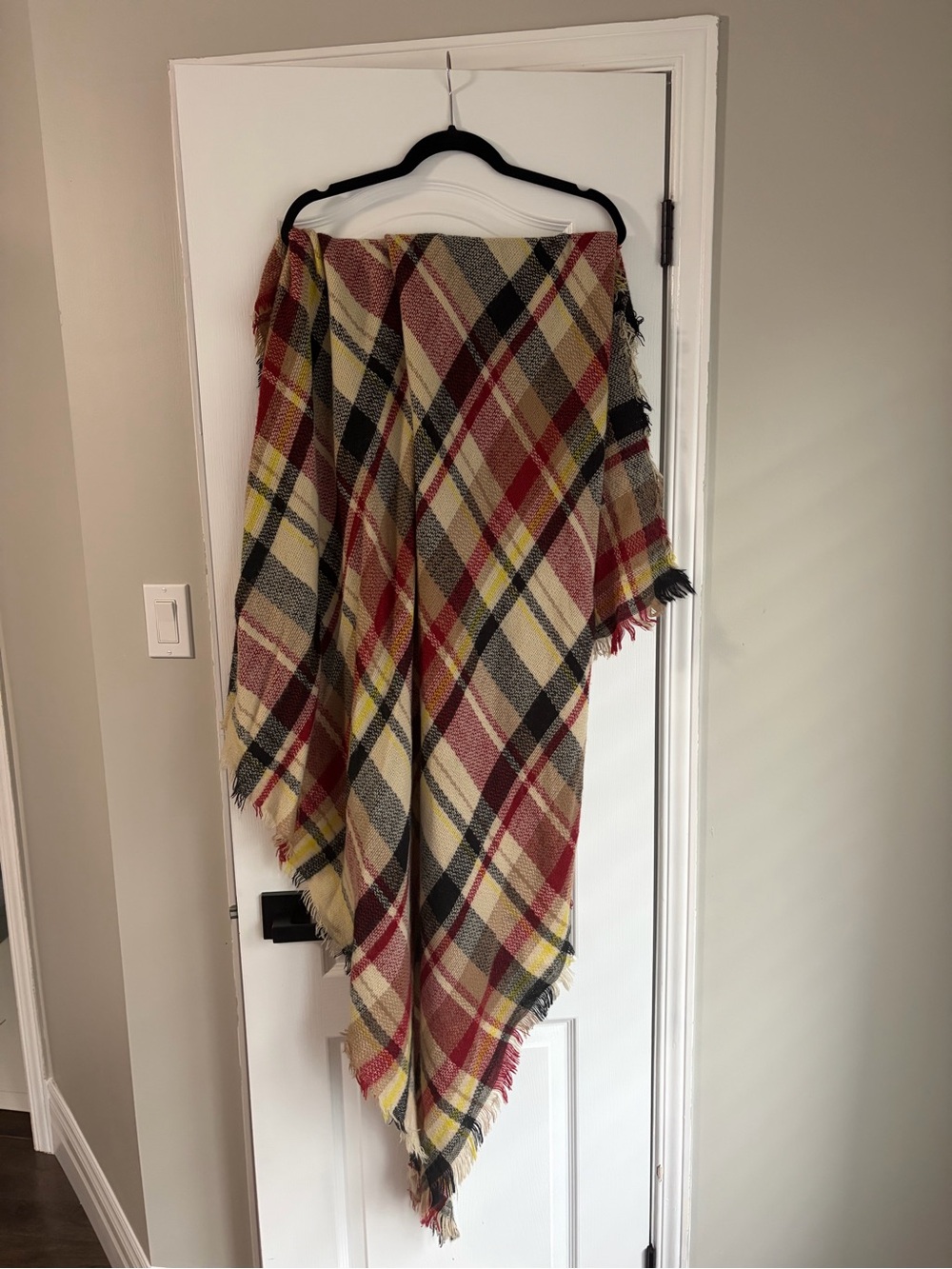 Cozy Plaid Scarf in Red, Cream & Black
